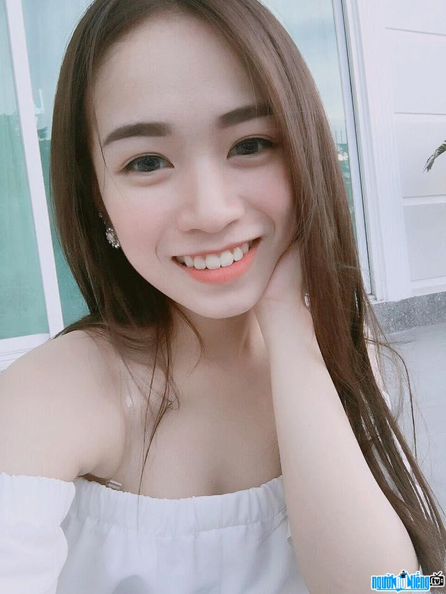 Con gai cua dai gia Minh Nhua dien bikini khoe 3 vong nong ruc-Hinh-10