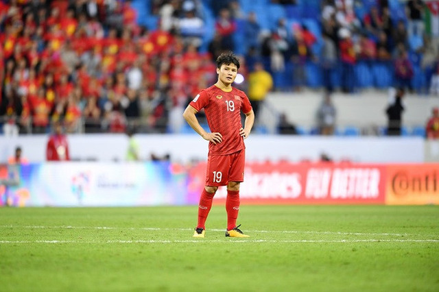 HLV Thái Lan sốc: "Không thể tưởng tượng được chúng tôi lại thua 4 bàn" - Hình 2 HLV Thai Lan soc: