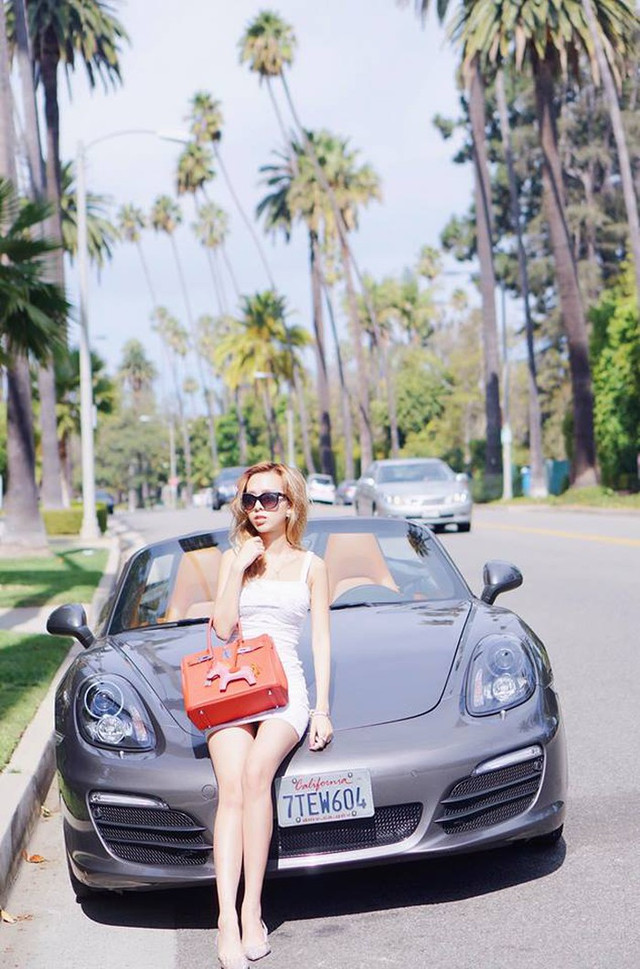 Tiểu thư của hội Rich Kid khoe body cực nóng đố ai rời mắt được - Hình 5 Tieu thu cua hoi Rich Kid khoe body cuc nong do ai roi mat duoc-Hinh-5