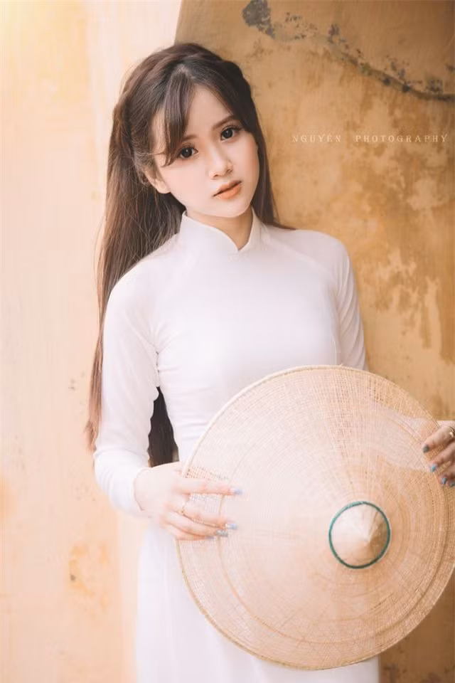 Thieu nu xinh nhu bup be don tim moi nam nhan tu cai nhin dau tien-Hinh-4