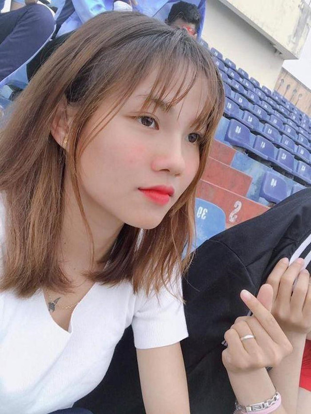 Hotgirl tuyển bóng đã nữ Việt Nam vừa đánh bại Thái Lan đẹp hút hồn - Hình 5 Hotgirl tuyen bong da nu Viet Nam vua danh bai Thai Lan dep hut hon-Hinh-5