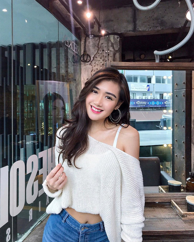 Nữ y tá xinh đẹp chân dài cực phẩm, body sexy hết chỗ chê - Hình 9 Nu y ta xinh dep chan dai cuc pham, body sexy het cho che-Hinh-9