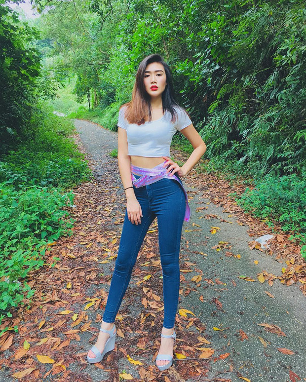 Nữ y tá xinh đẹp chân dài cực phẩm, body sexy hết chỗ chê - Hình 3 Nu y ta xinh dep chan dai cuc pham, body sexy het cho che-Hinh-3