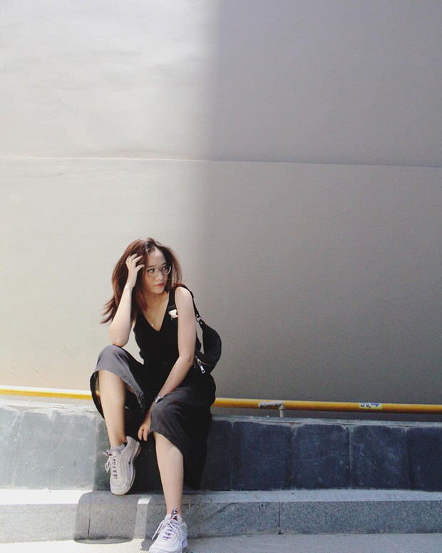 Dàn gái xinh khiến cư dân mạng ráo riết truy tìm, hoá ra lạ mà quen - Hình 3 Dan gai xinh khien cu dan mang rao riet truy tim, hoa ra la ma quen-Hinh-3