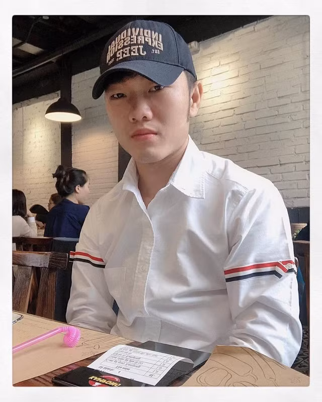 Lo cau thu Viet Nam mo man cho chiec ao “am anh” nhat Tet 2019