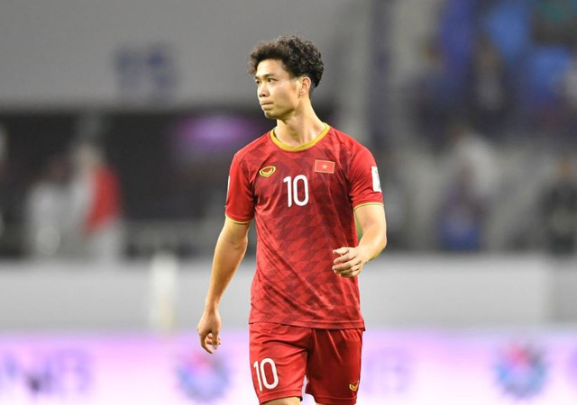 Công Phượng sẽ mặc áo nào khi thi đấu ở Bỉ? Cong Phuong se mac ao nao khi thi dau o Bi?