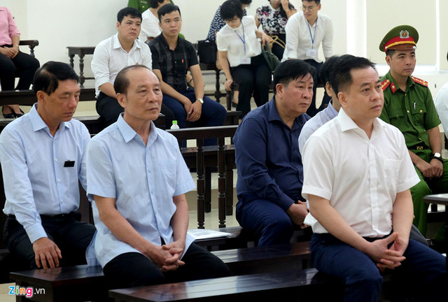 Không góp vốn, cựu tướng công an vẫn có 20% cổ phần trong công ty Vũ "nhôm" Khong gop von, cuu tuong cong an van co 20% co phan trong cong ty Vu