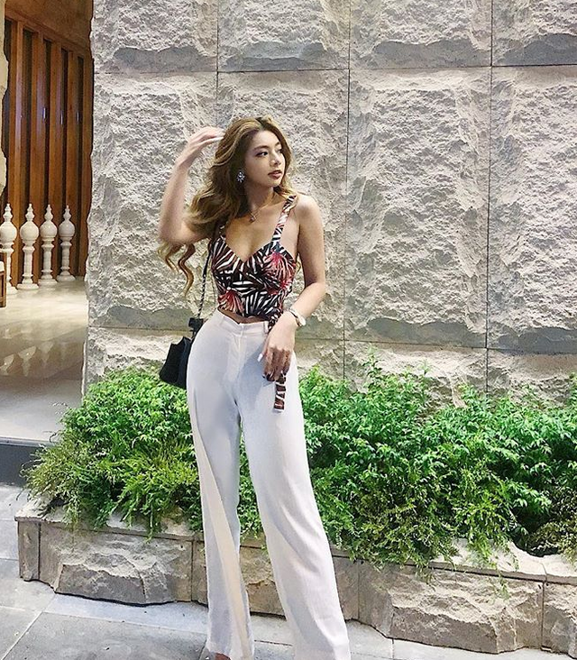 Nhan sắc như hoa hậu của con gái chưởng môn phái Vịnh Xuân - Hình 5 Nhan sac nhu hoa hau cua con gai chuong mon phai Vinh Xuan-Hinh-5