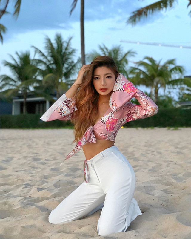 Nhan sắc như hoa hậu của con gái chưởng môn phái Vịnh Xuân - Hình 9 Nhan sac nhu hoa hau cua con gai chuong mon phai Vinh Xuan-Hinh-9