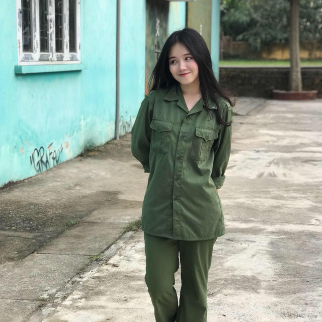 Danh tính nữ sinh “một tí Xuân Hòa” gây thương nhớ Danh tinh nu sinh “mot ti Xuan Hoa” gay thuong nho