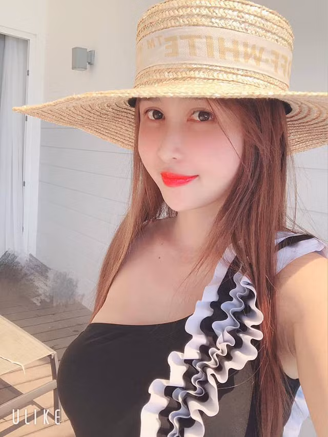 Vo thu 2 cua dai gia Minh Nhua gay ngo ngang voi nhan sac nhu con gai 18-Hinh-5