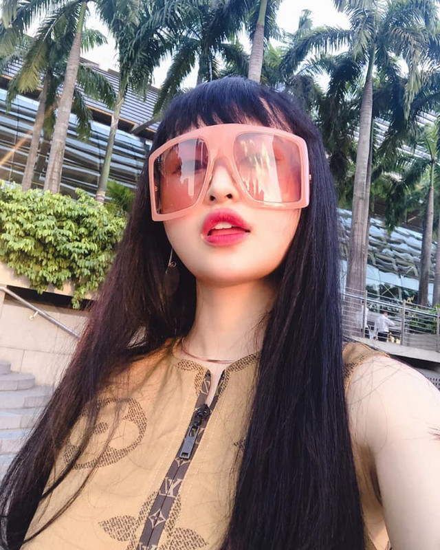 Vợ thứ 2 của đại gia Minh Nhựa gây ngỡ ngàng với nhan sắc như con gái 18 - Hình 10 Vo thu 2 cua dai gia Minh Nhua gay ngo ngang voi nhan sac nhu con gai 18-Hinh-10