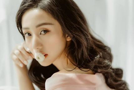 Jun Vũ hóa tiên nữ gợi cảm giữa biển khiến vạn trái tim xao xuyến - Hình 10 Jun Vu hoa tien nu goi cam giua bien khien van trai tim xao xuyen-Hinh-10