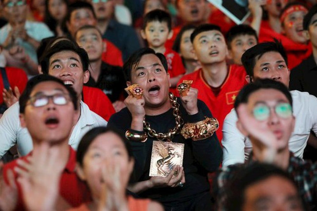 Trước khi bị bắt, Phúc XO từng gây náo loạn MXH thế nào? Truoc khi bi bat, Phuc XO tung gay nao loan MXH the nao?