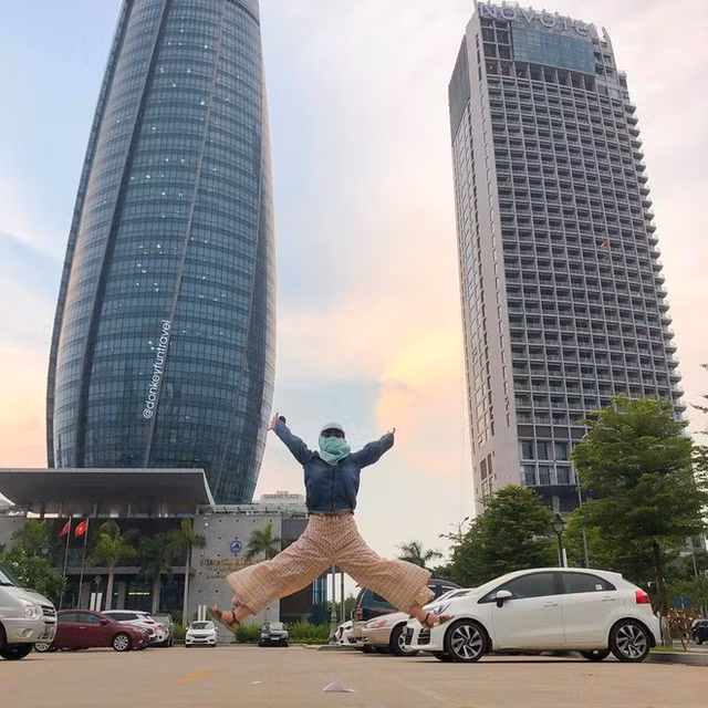 Cười vỡ bụng với "thời trang Ninja" check in muôn nơi của hội chị em - Hình 6 Cuoi vo bung voi