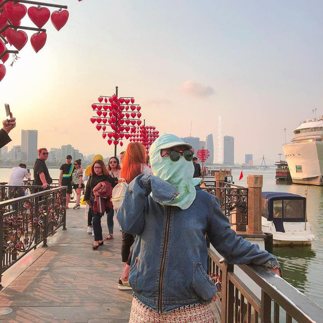 Cười vỡ bụng với "thời trang Ninja" check in muôn nơi của hội chị em - Hình 8 Cuoi vo bung voi