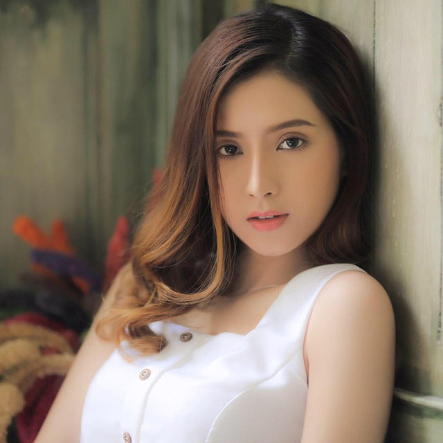 Dàn gái xinh càng ngày càng hot sau khi trở thành "người tình" của ca sĩ Việt - Hình 6 Dan gai xinh cang ngay cang hot sau khi tro thanh