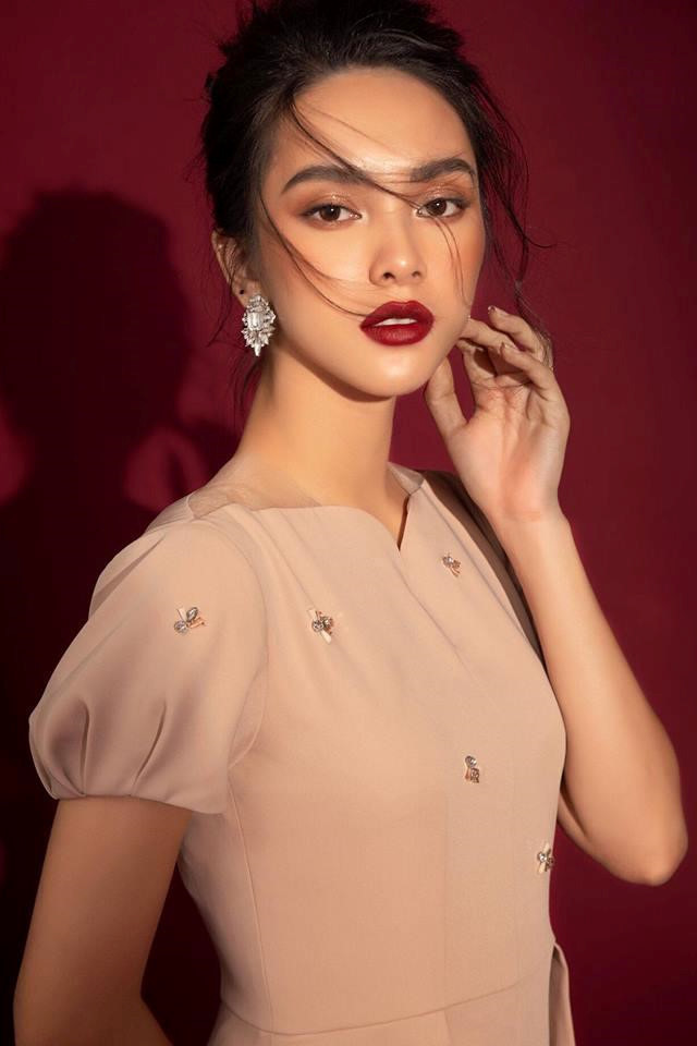 Dàn gái xinh càng ngày càng hot sau khi trở thành "người tình" của ca sĩ Việt - Hình 2 Dan gai xinh cang ngay cang hot sau khi tro thanh