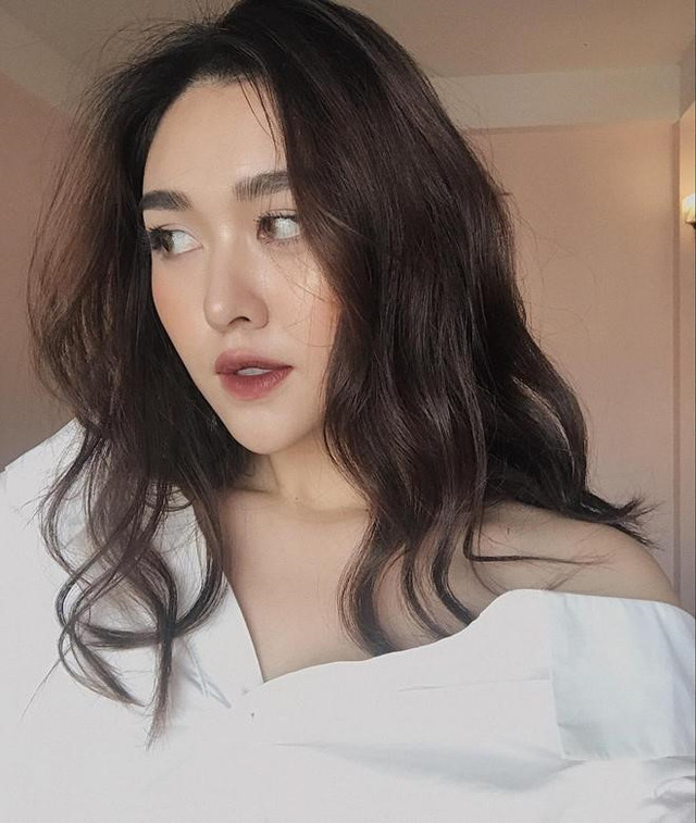 Dàn gái xinh càng ngày càng hot sau khi trở thành "người tình" của ca sĩ Việt - Hình 10 Dan gai xinh cang ngay cang hot sau khi tro thanh