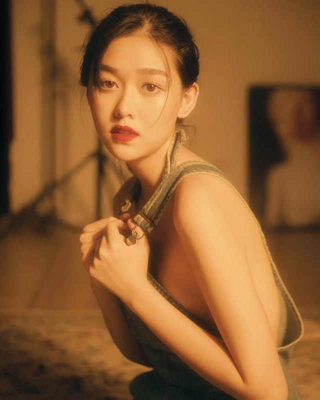 Dàn gái xinh càng ngày càng hot sau khi trở thành "người tình" của ca sĩ Việt - Hình 11 Dan gai xinh cang ngay cang hot sau khi tro thanh