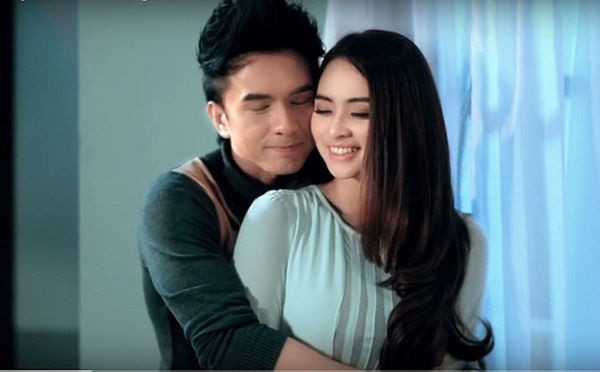 Hotgirl Việt lộ cảnh nóng, người buôn ma túy kiếm tiền đống Hotgirl Viet lo canh nong, nguoi buon ma tuy kiem tien dong