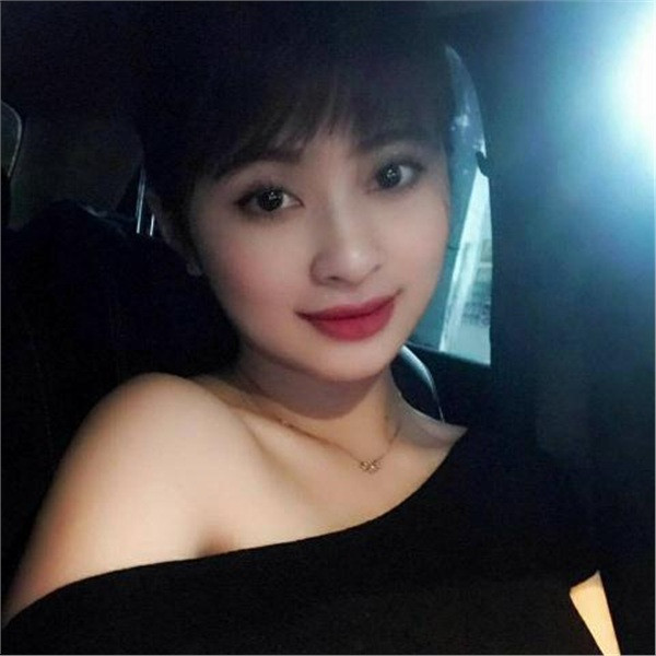 Hotgirl Việt lộ cảnh nóng, người buôn ma túy kiếm tiền đống - Hình 2 Hotgirl Viet lo canh nong, nguoi buon ma tuy kiem tien dong-Hinh-2