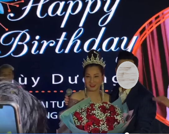 Trước khi 'ngã ngựa', các đại gia đã bạo tay vung tiền như nào? - Hình 10 Truoc khi 'nga ngua', cac dai gia da bao tay vung tien nhu nao?-Hinh-10
