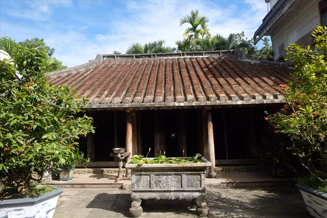 Can canh ngoi nha co Tich Thien Duong 200 tuoi o Thai Lai