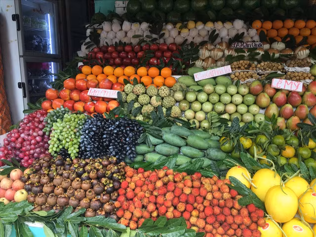 4 loai qua nay nen can nhac ky khi mua ngoai cho