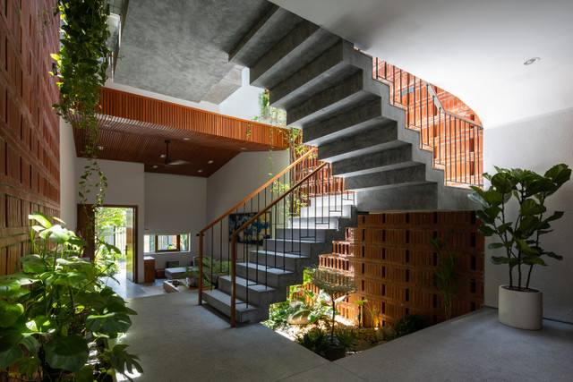 Báo ngoại trầm trồ nhà đa tầng đặc biệt ở Hà Nội - Hình 7 Bao ngoai tram tro nha da tang dac biet o Ha Noi-Hinh-7