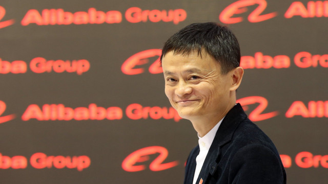 Nhìn lại hành trình phát triển Alibaba của tỷ phú Jack Ma dù đang thua lỗ - Hình 10 Nhin lai hanh trinh phat trien Alibaba cua ty phu Jack Ma du dang thua lo-Hinh-10