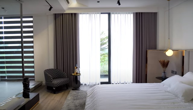 Bên trong căn biệt thự xa xỉ hơn 120 tỷ của đại gia Hà thành - Hình 10 Ben trong can biet thu xa xi hon 120 ty cua dai gia Ha thanh-Hinh-10