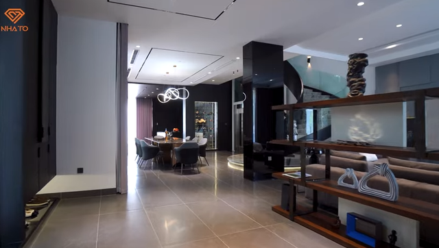 Bên trong căn biệt thự xa xỉ hơn 120 tỷ của đại gia Hà thành - Hình 6 Ben trong can biet thu xa xi hon 120 ty cua dai gia Ha thanh-Hinh-6