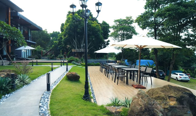 Cận cảnh siêu biệt thự 4.000 m2 tựa lưng vào núi tại Hòa Bình - Hình 4 Can canh sieu biet thu 4.000 m2 tua lung vao nui tai Hoa Binh-Hinh-4