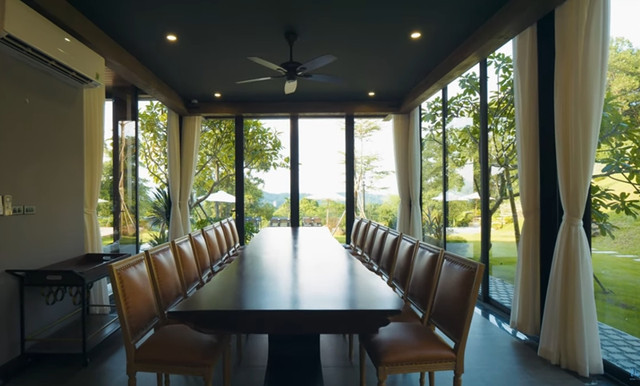 Cận cảnh siêu biệt thự 4.000 m2 tựa lưng vào núi tại Hòa Bình - Hình 10 Can canh sieu biet thu 4.000 m2 tua lung vao nui tai Hoa Binh-Hinh-10