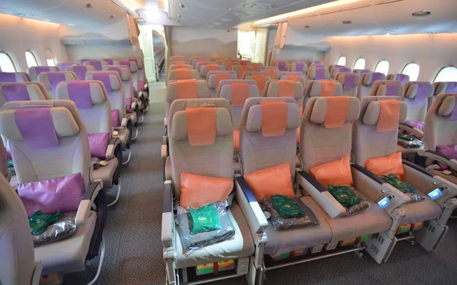 Khám phá điều đặc biệt trong máy bay chở khách lớn nhất thế giới - Hình 6 Kham pha dieu dac biet trong may bay cho khach lon nhat the gioi-Hinh-6