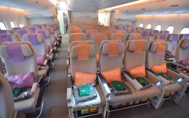 Kham pha dieu dac biet trong may bay cho khach lon nhat the gioi-Hinh-6