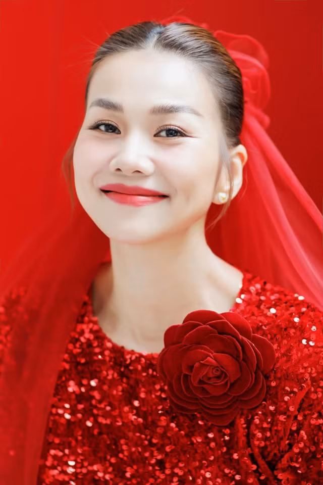 Truoc khi ket hon, Thanh Hang so huu khoi tai san the nao?