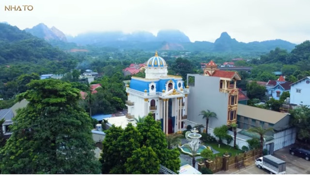 Cận cảnh lâu đài có 1 không hai ở Hòa Bình Can canh lau dai co 1 khong hai o Hoa Binh
