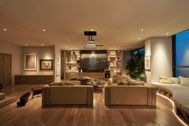 Penthouse như rừng nhiệt đới giữa Sài Gòn xuất hiện trên báo Mỹ - Hình 6 Penthouse nhu rung nhiet doi giua Sai Gon xuat hien tren bao My-Hinh-6