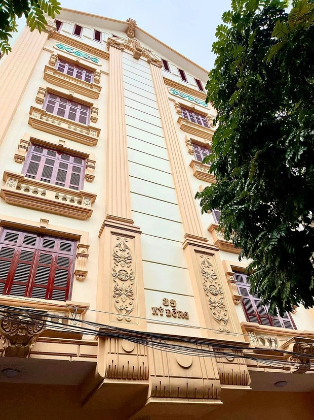 Đi xem biệt thự của đại gia Việt trang hoàng lộng lẫy đón Tết - Hình 6 Di xem biet thu cua dai gia Viet trang hoang long lay don Tet-Hinh-6