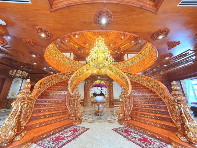 Bên trong dinh thự Lang Truyền dát vàng của đại gia Tây đô - Hình 5 Ben trong dinh thu Lang Truyen dat vang cua dai gia Tay do-Hinh-5