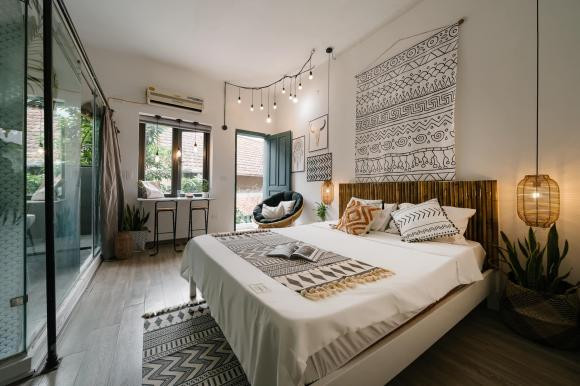 Huỳnh Anh và Bạch Lan Phương khoe nhà mới view ven hồ - Hình 7 Huynh Anh va Bach Lan Phuong khoe nha moi view ven ho-Hinh-7