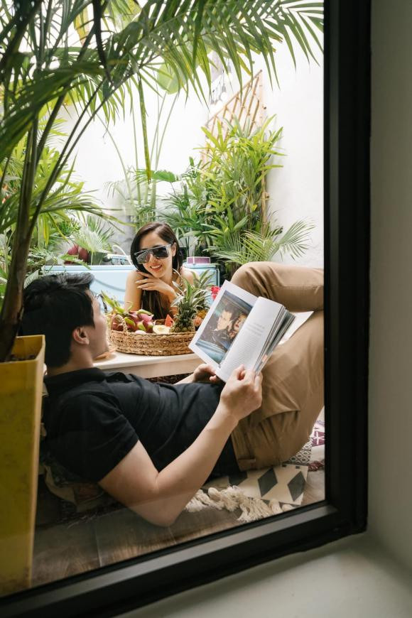 Huỳnh Anh và Bạch Lan Phương khoe nhà mới view ven hồ - Hình 6 Huynh Anh va Bach Lan Phuong khoe nha moi view ven ho-Hinh-6