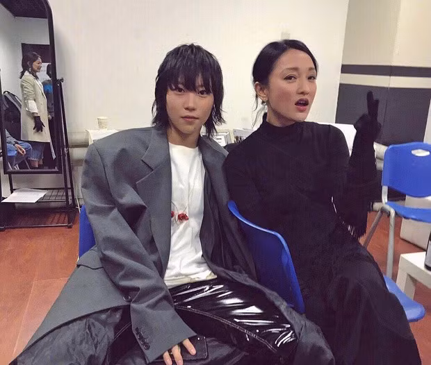 Vuong tin don lam tieu tam, ket hon dong gioi, Chau Tan giau co nao?