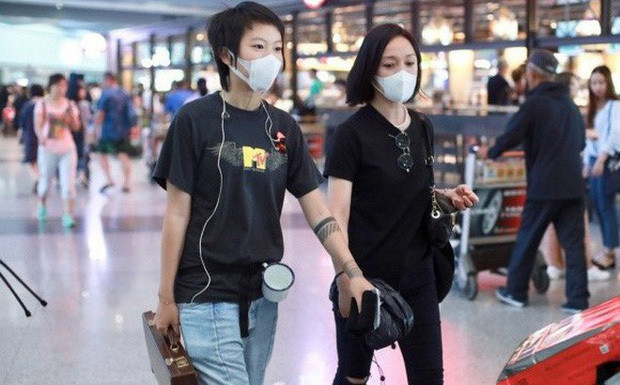 Vướng tin đồn làm tiểu tam, kết hôn đồng giới, Châu Tấn giàu cỡ nào? - Hình 2 Vuong tin don lam tieu tam, ket hon dong gioi, Chau Tan giau co nao?-Hinh-2