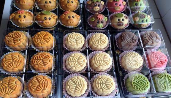 Tranh thủ buôn mặt hàng "này" dịp Trung thu, nhiều người hốt bạc triệu ngon ơ - Hình 3 Tranh thu buon mat hang