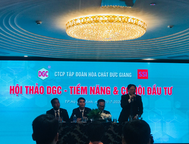 Hóa chất Đức Giang có thể bán 20-25% vốn nhưng không để mất tỷ lệ chi phối Hoa chat Duc Giang co the ban 20-25% von nhung khong de mat ty le chi phoi