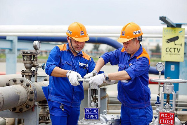 Hóa dầu Petrolimex vừa bị truy thu thuế hơn 960 triệu đồng Hoa dau Petrolimex vua bi truy thu thue hon 960 trieu dong