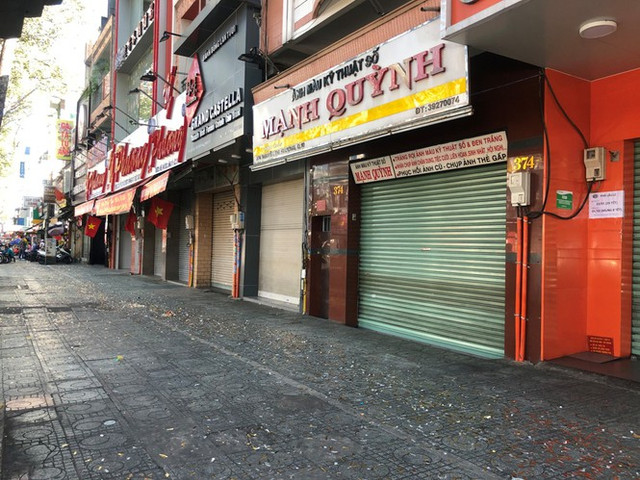 Sài Gòn đẹp dịu dàng sáng mùng 1 tết - Hình 19 Sai Gon dep diu dang sang mung 1 tet-Hinh-19